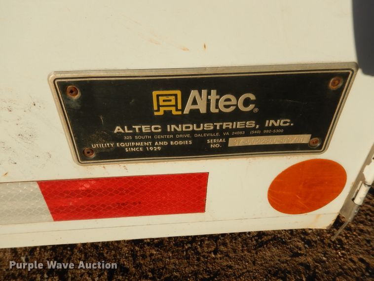 image for item GF9969 Altec bucket truck bed