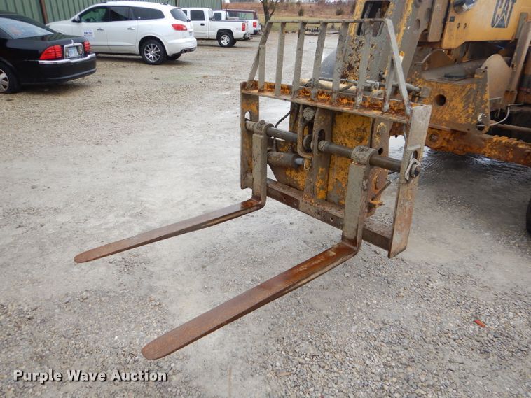 image for item GN9218 Caterpillar TH63  telehandler