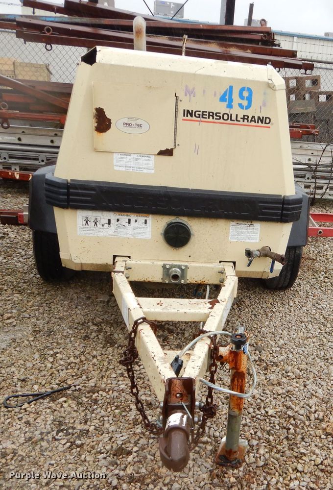 image for item GN9219 1999 Ingersoll Rand air compressor