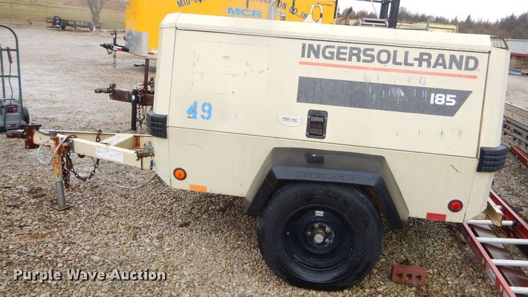 image for item GN9219 1999 Ingersoll Rand air compressor