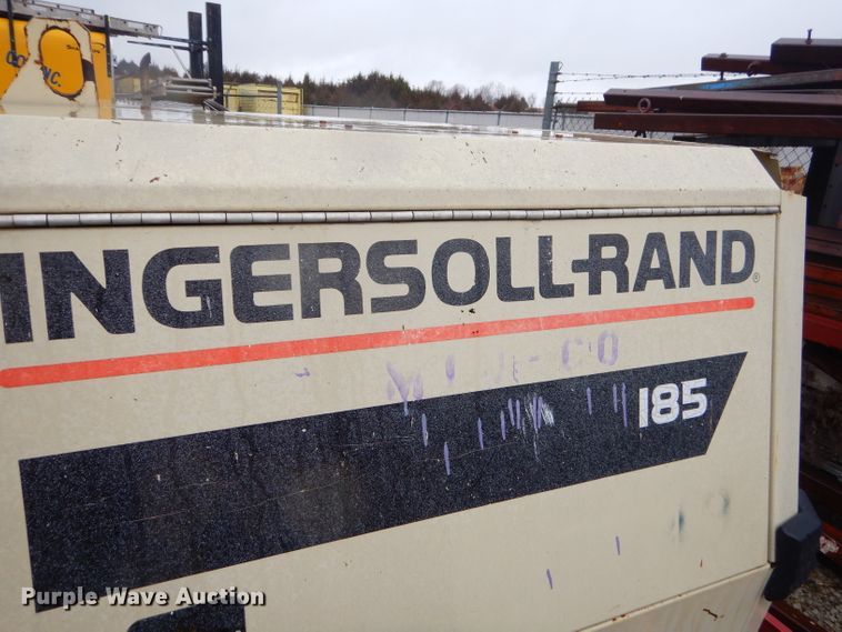image for item GN9219 1999 Ingersoll Rand air compressor