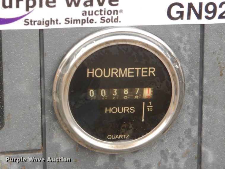 image for item GN9219 1999 Ingersoll Rand air compressor