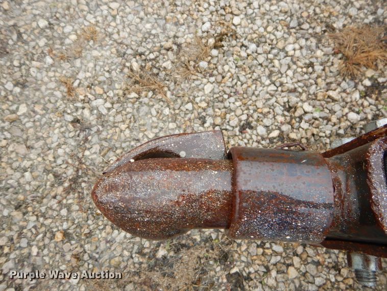 image for item GN9220 2000 Leroi 185 air compressor