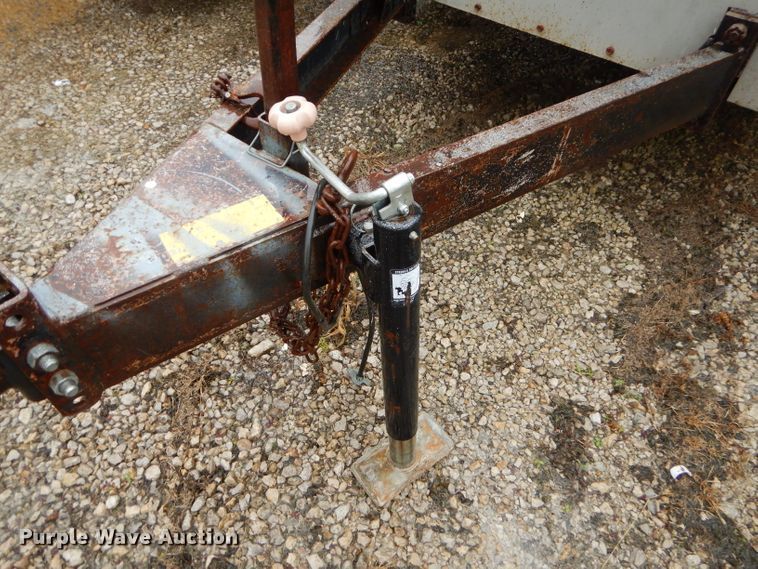 image for item GN9220 2000 Leroi 185 air compressor