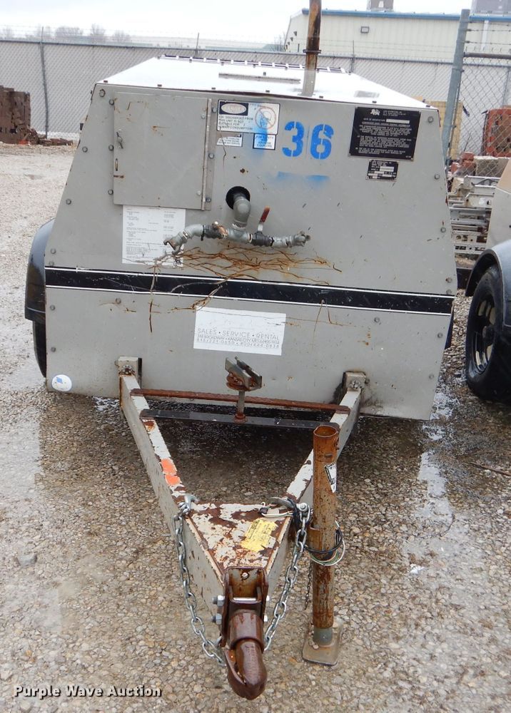 image for item GN9221 1996 Leroi air compressor