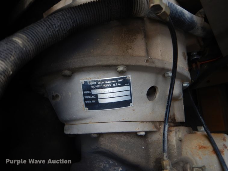 image for item GN9221 1996 Leroi air compressor