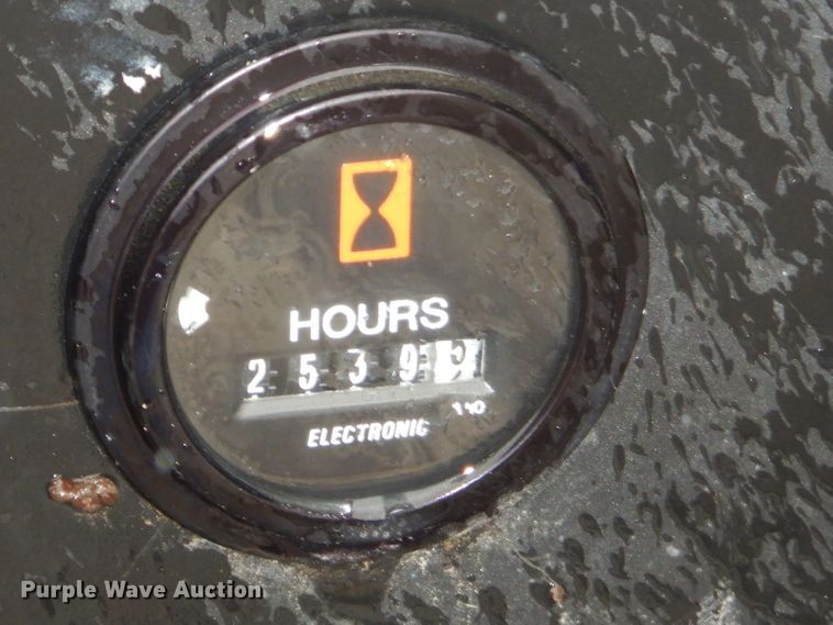 image for item GN9221 1996 Leroi air compressor