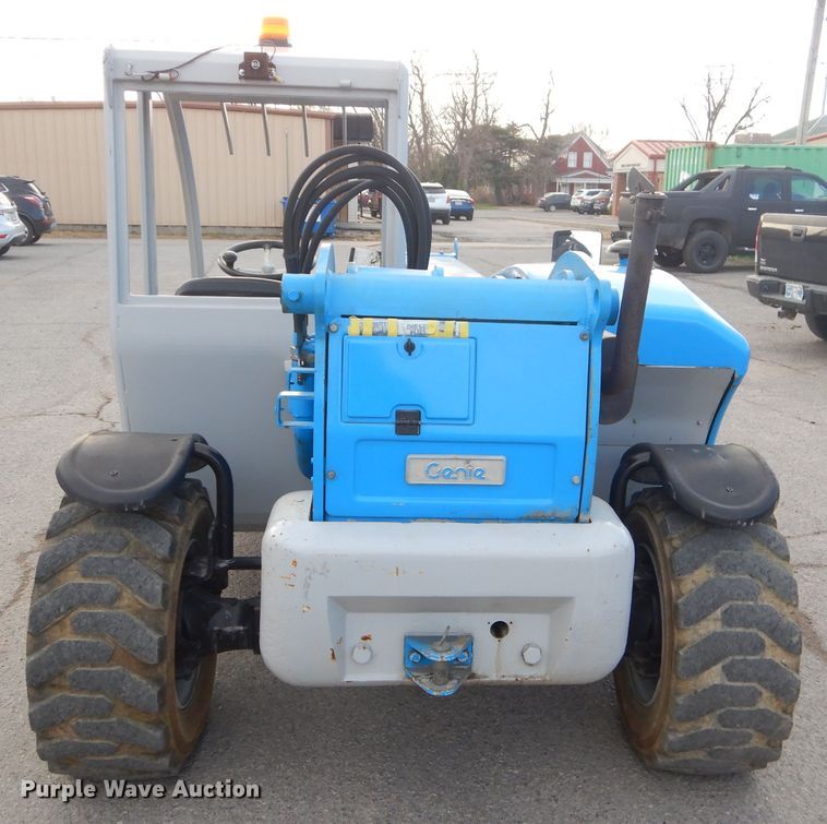 image for item GN9234 2010 Genie GTH-5510  telehandler