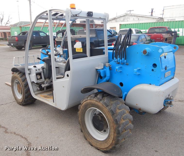 image for item GN9234 2010 Genie GTH-5510  telehandler