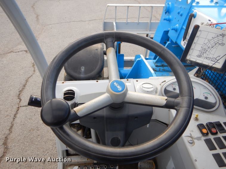 image for item GN9234 2010 Genie GTH-5510  telehandler