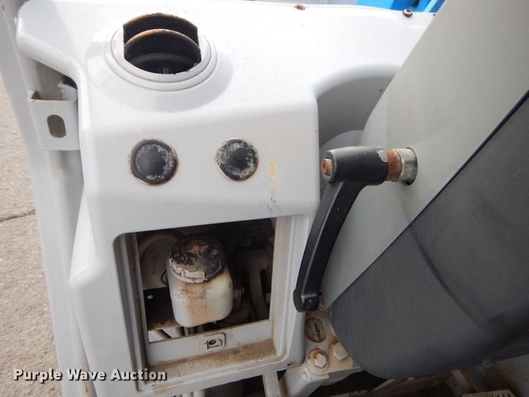 image for item GN9234 2010 Genie GTH-5510  telehandler