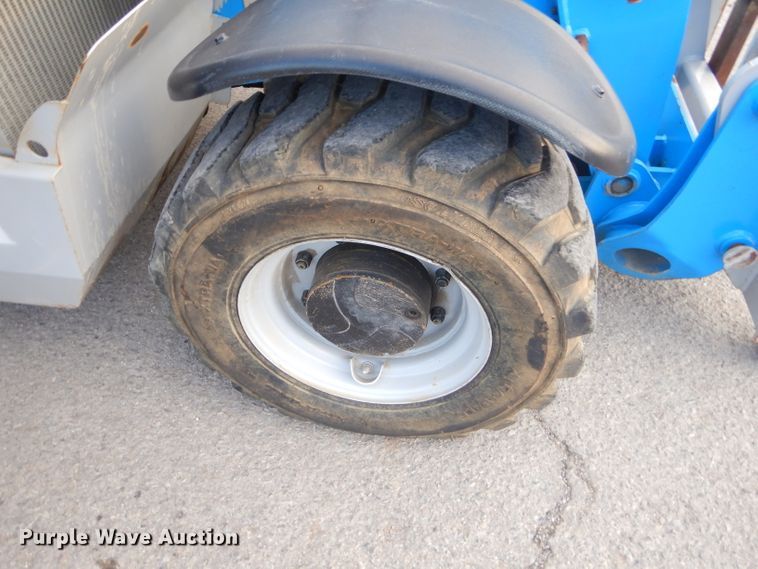 image for item GN9234 2010 Genie GTH-5510  telehandler