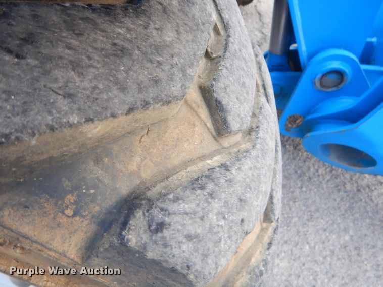 image for item GN9234 2010 Genie GTH-5510  telehandler