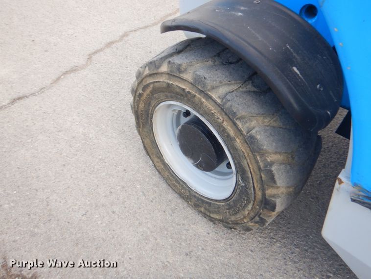 image for item GN9234 2010 Genie GTH-5510  telehandler