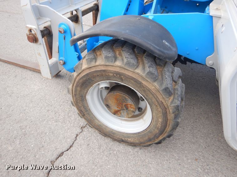 image for item GN9234 2010 Genie GTH-5510  telehandler