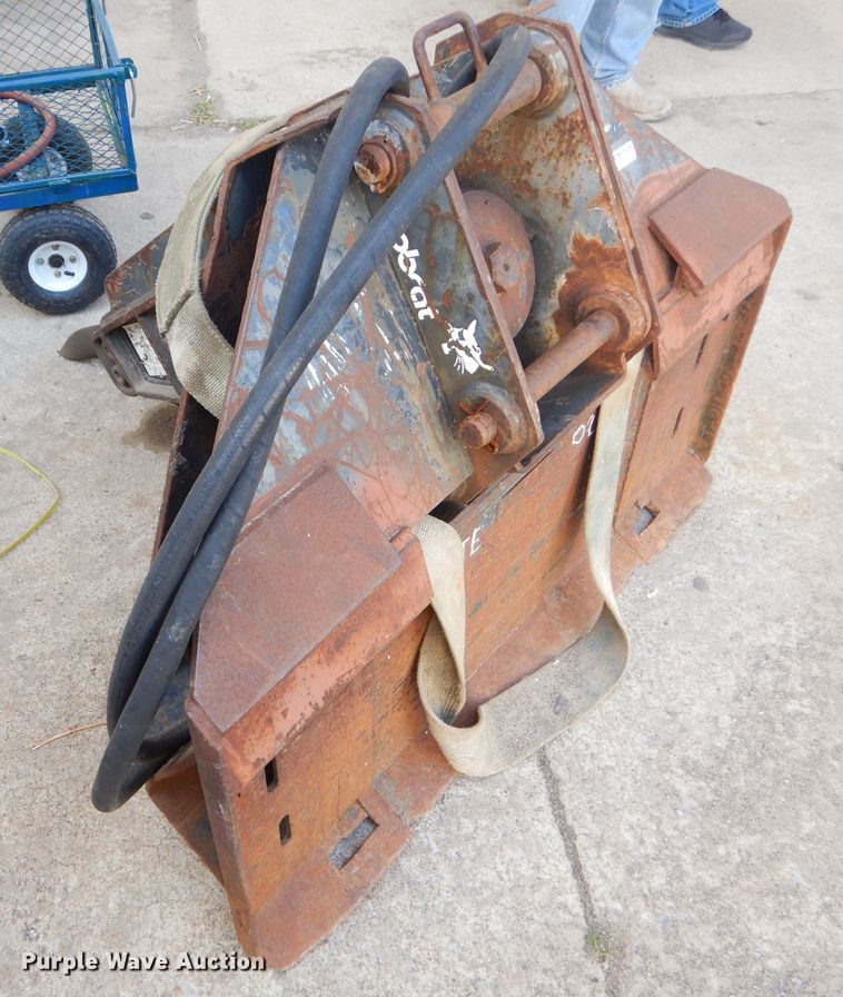 image for item GN9238 Bobcat skid steer breaker