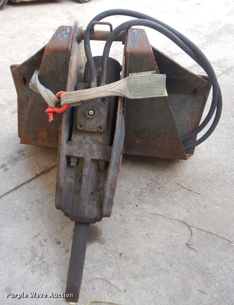 image for item GN9238 Bobcat skid steer breaker