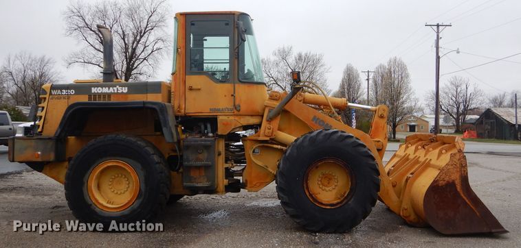 image for item GP9018 2002 Komatsu WA320  wheel loader
