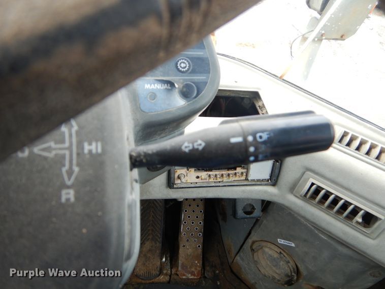 image for item GP9018 2002 Komatsu WA320  wheel loader