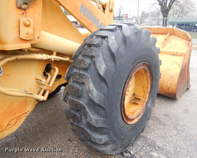 image for item GP9018 2002 Komatsu WA320  wheel loader