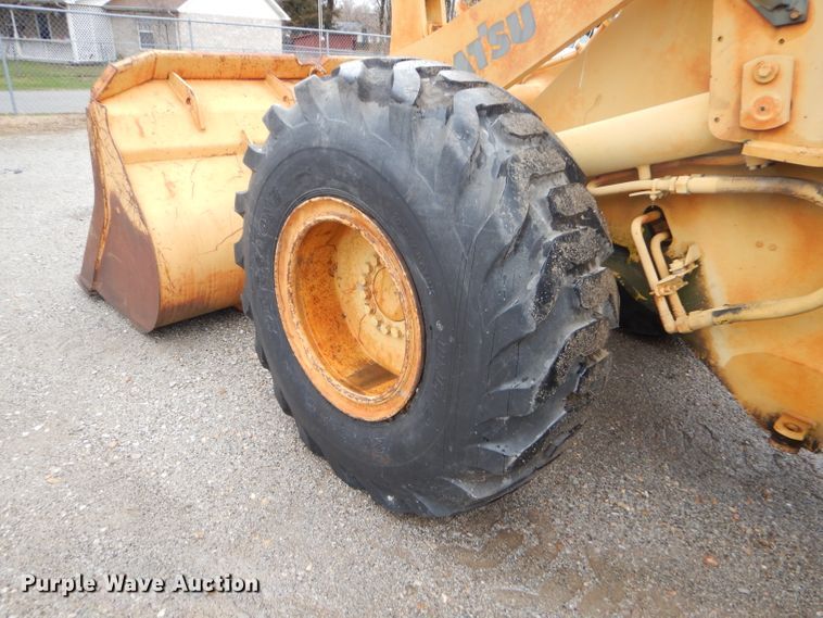 image for item GP9018 2002 Komatsu WA320  wheel loader