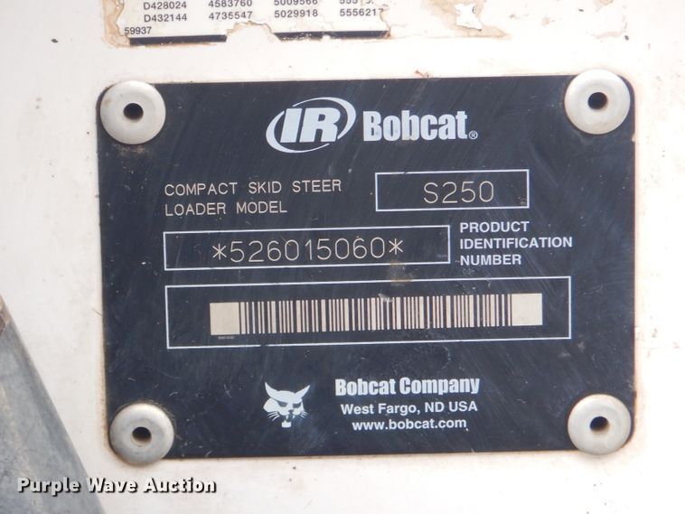 image for item GP9020 2004 Bobcat S250  skid steer loader