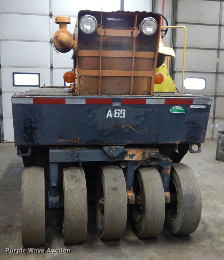 image for item GW9570 American SP-3000 pneumatic roller