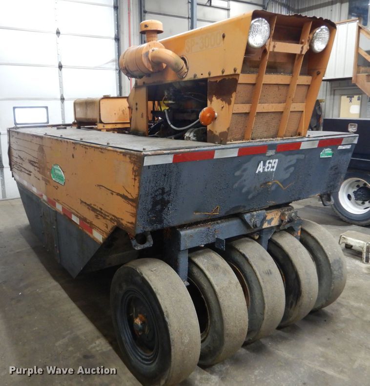 image for item GW9570 American SP-3000 pneumatic roller