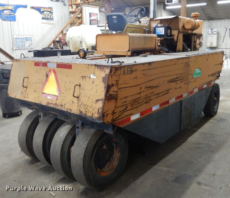 image for item GW9570 American SP-3000 pneumatic roller