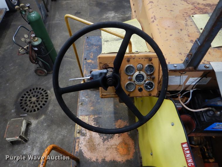 image for item GW9570 American SP-3000 pneumatic roller