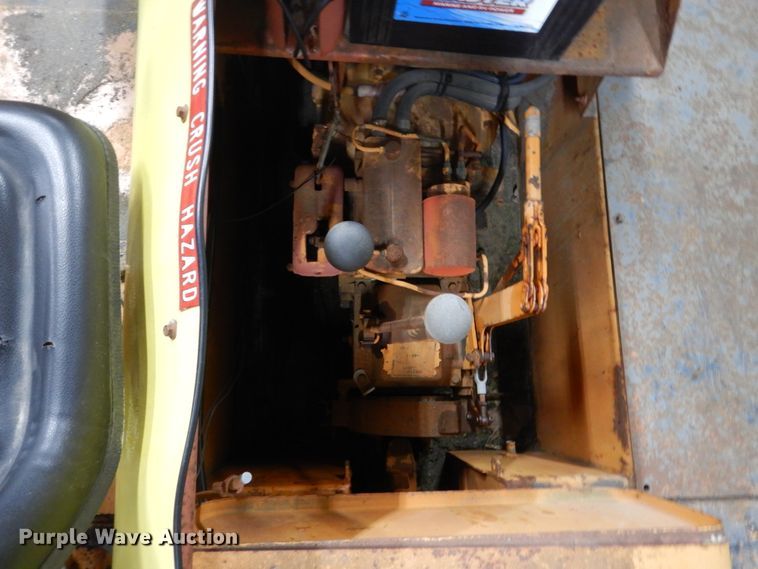 image for item GW9570 American SP-3000 pneumatic roller