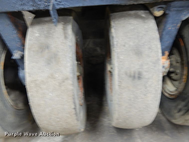 image for item GW9570 American SP-3000 pneumatic roller