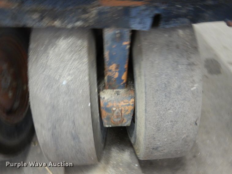 image for item GW9570 American SP-3000 pneumatic roller