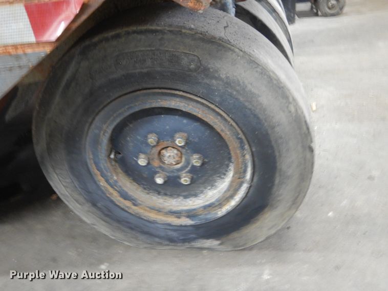 image for item GW9570 American SP-3000 pneumatic roller