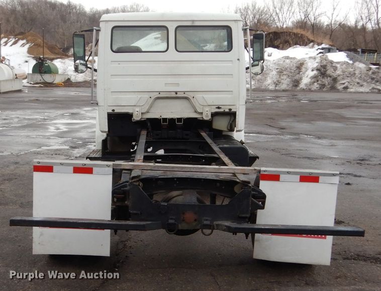 image for item GW9571 2001 Freightliner FL50 truck cab and chassis