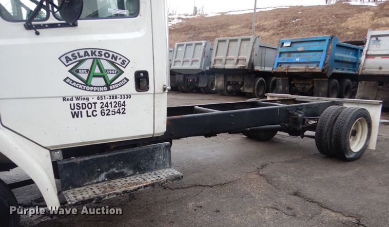 image for item GW9571 2001 Freightliner FL50 truck cab and chassis