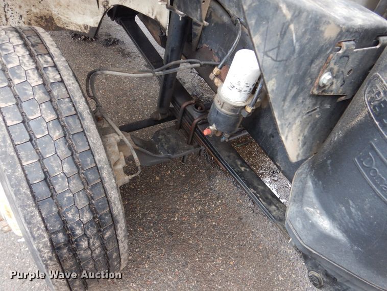 image for item GW9571 2001 Freightliner FL50 truck cab and chassis