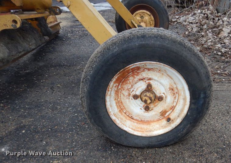 image for item GW9572 8'W six-way blade