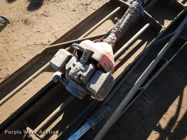 image for item GW9596 Concrete screeds