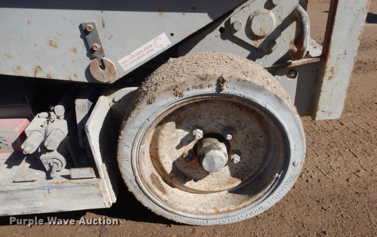 image for item GW9603 Mec 2033ES scissor lift