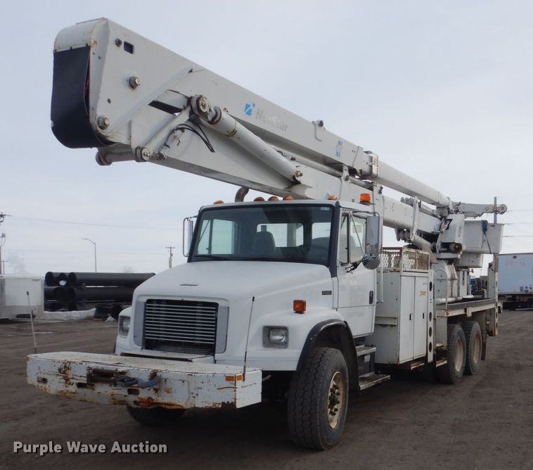 image for item GW9609 2002 Freightliner FL80 bucket truck