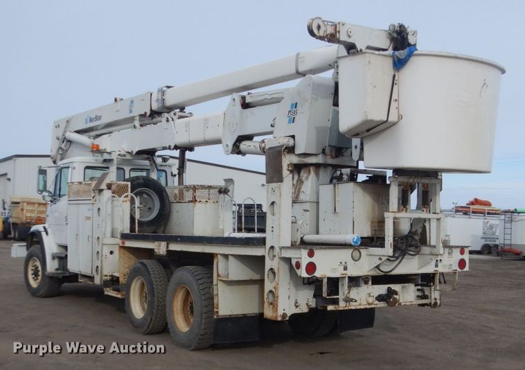 image for item GW9609 2002 Freightliner FL80 bucket truck