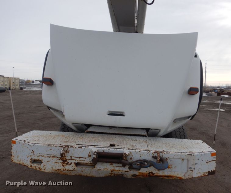 image for item GW9609 2002 Freightliner FL80 bucket truck
