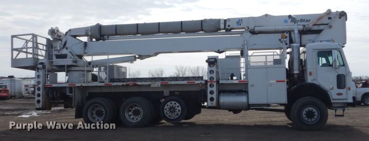 image for item GW9615 2002 Peterbilt 320 bucket truck