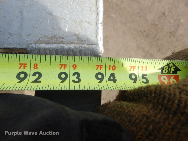 image for item GW9615 2002 Peterbilt 320 bucket truck