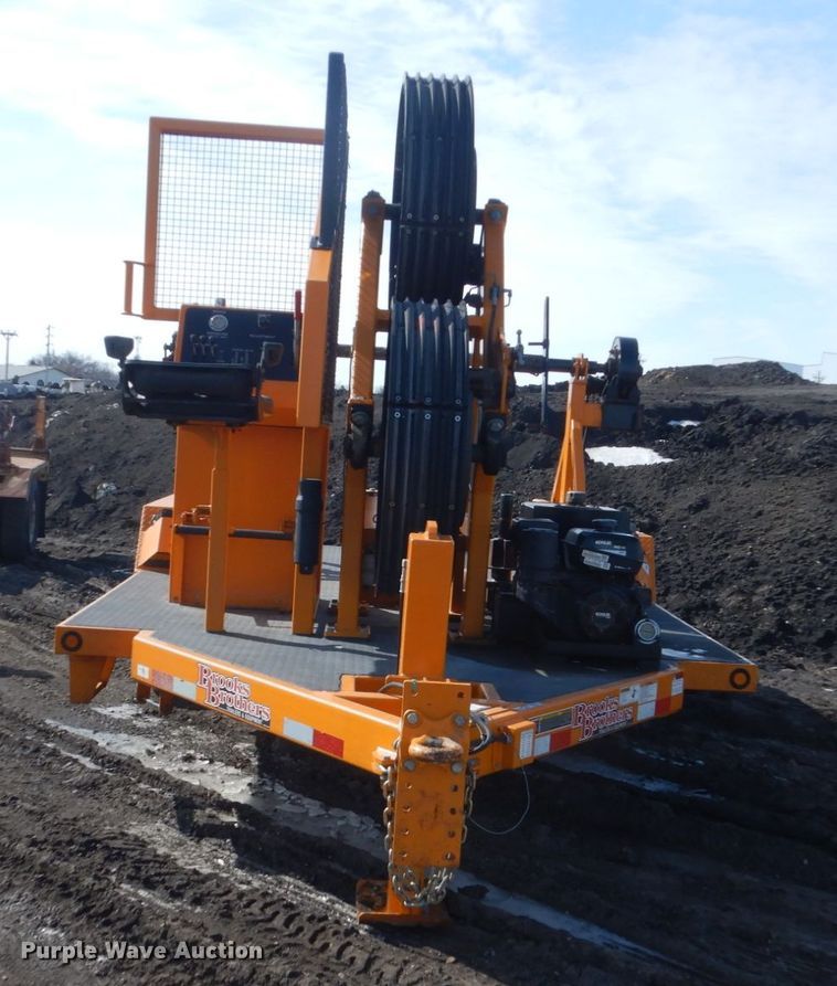 image for item GW9617 2015 Brooks Brothers 1RT1028KE38BWT tensioner trailer