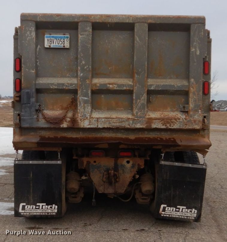 image for item GW9707 1993 Mack RD690S dump truck