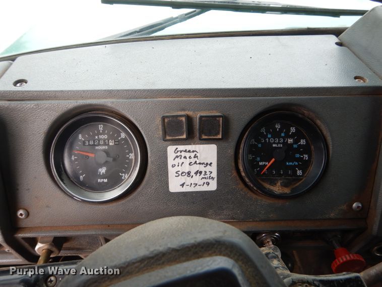 image for item GW9707 1993 Mack RD690S dump truck