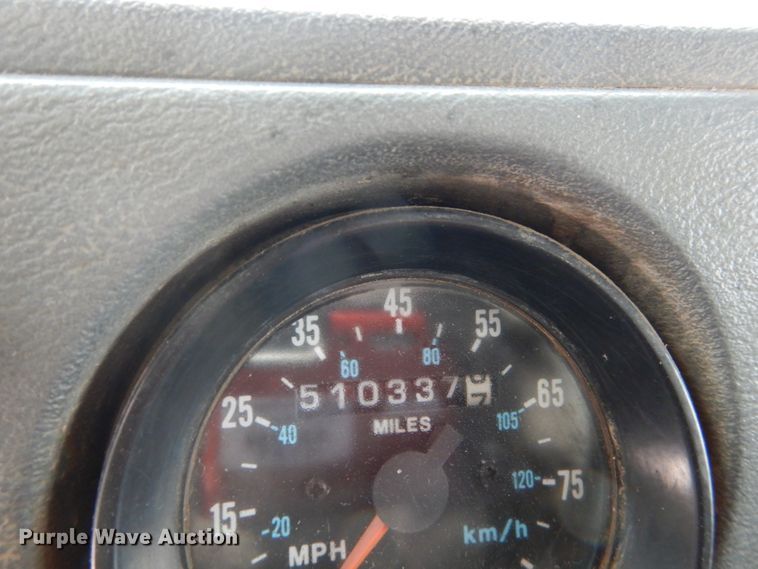 image for item GW9707 1993 Mack RD690S dump truck