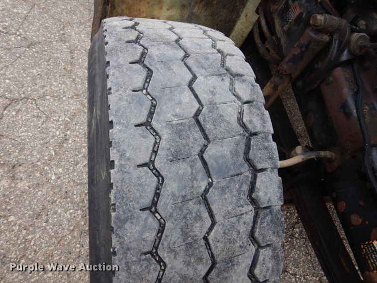 image for item GW9707 1993 Mack RD690S dump truck